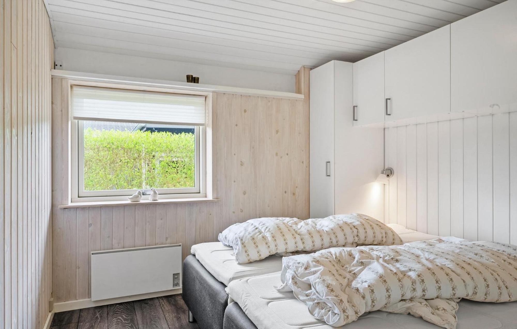 2 Bedroom Nice Home In Børkop Exteriér fotografie